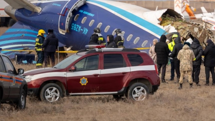 Las últimas palabras del piloto antes del accidente de avión de Azerbaijan Airlines en Kazajistán