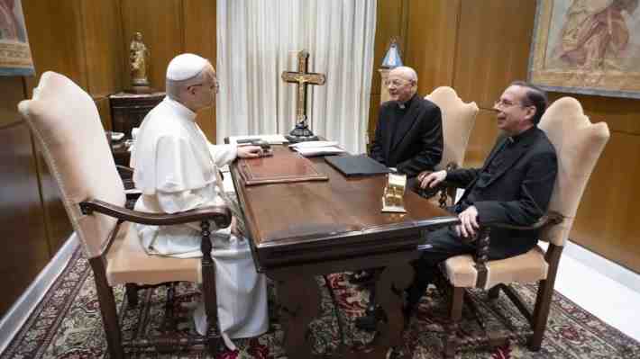 Reforma del Opus Dei, cautela en Washington y guiños a Perú: La primera semana del Papa León