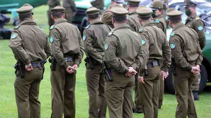 Carabineros en alerta por caso de receptores judiciales