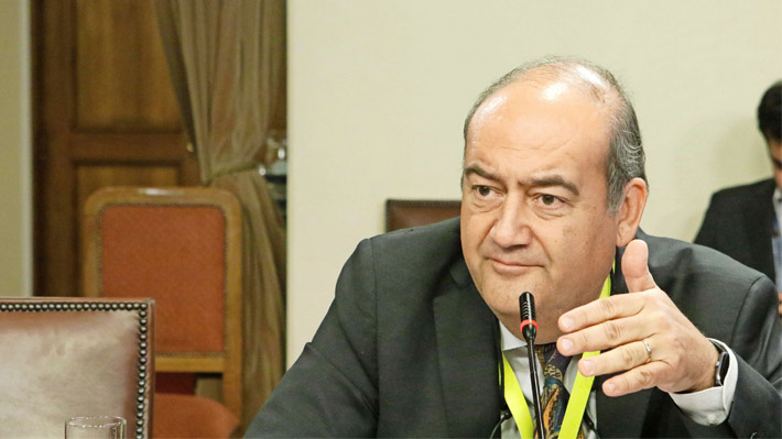 “Inmortales” buscan abogados para ir al TC contra Ley de Notarios