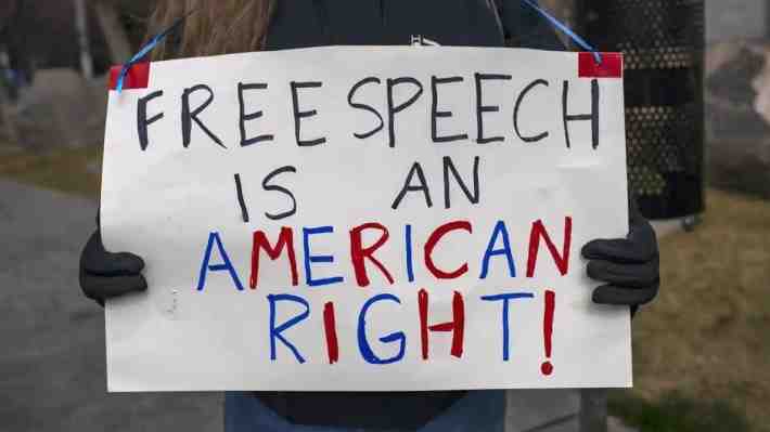 La cruzada contra los medios que libra Trump en EE.UU.