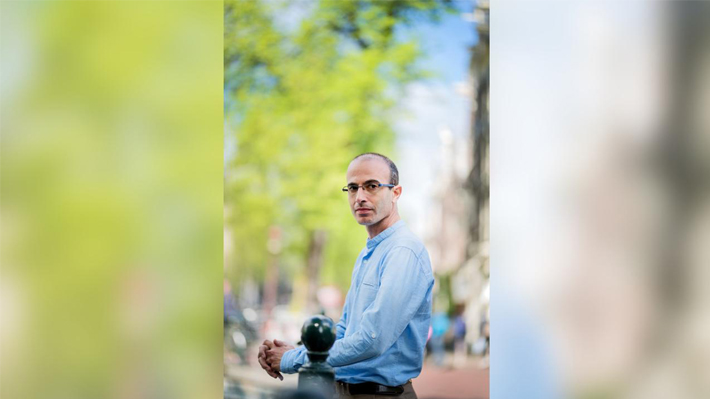 "Desprecio por la humanidad": Johannes Kaiser critica a Harari