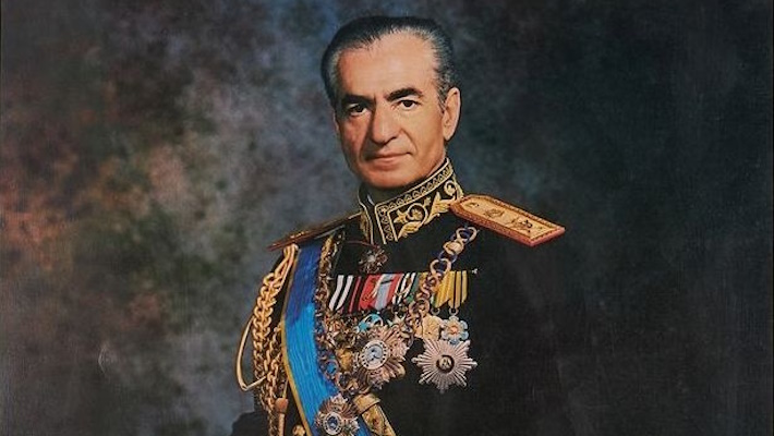 El último Sha de Irán: un régimen marcado por la suntuosidad, el despilfarro y un abismo social letal