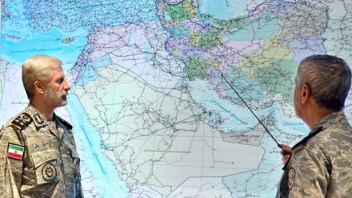 Irán anunció la apertura total del estrecho de Ormuz y Trump lo celebró
