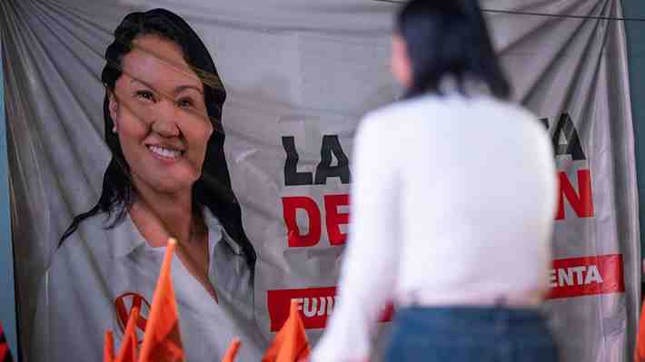 Perú llega a la segunda vuelta entre dos candidatos incómodos y un país descreído de la política